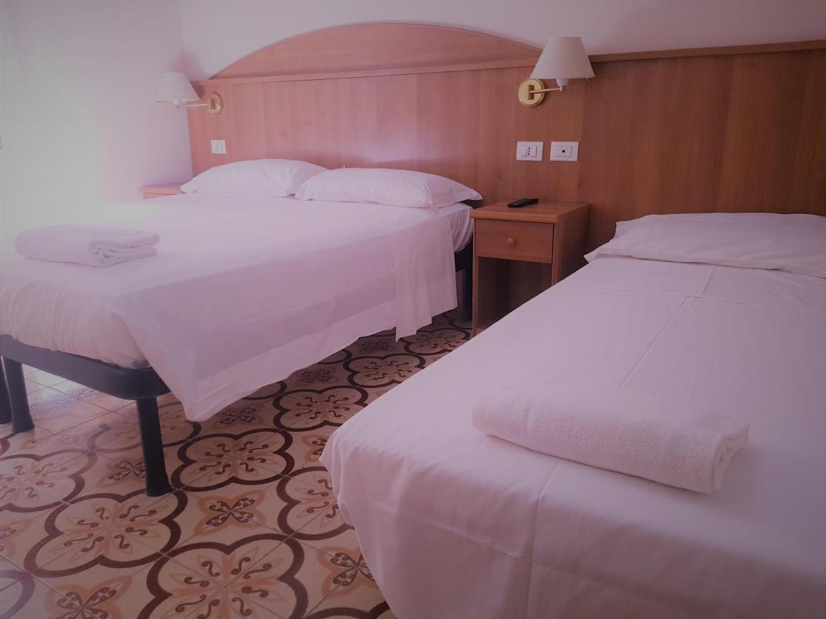 Nahid Accommodation Rome Bagian luar foto