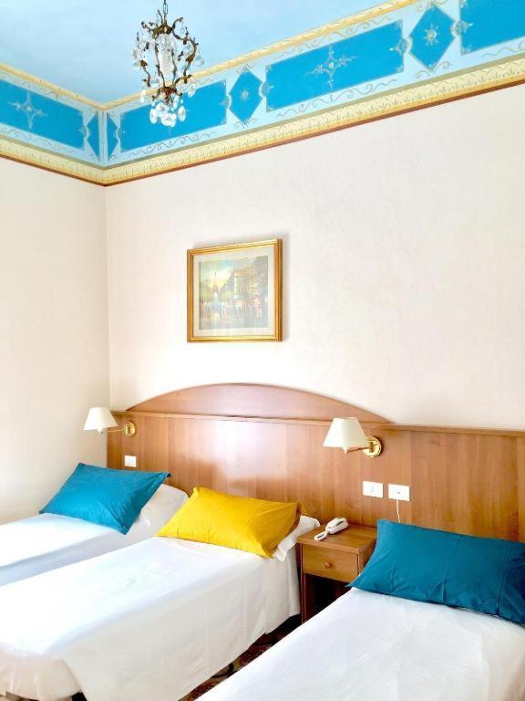 Nahid Accommodation Rome Bagian luar foto