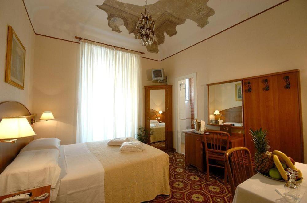 Nahid Accommodation Rome Bagian luar foto