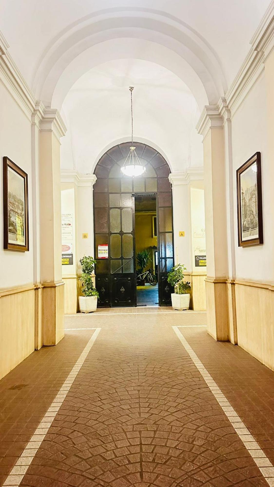 Nahid Accommodation Rome Bagian luar foto