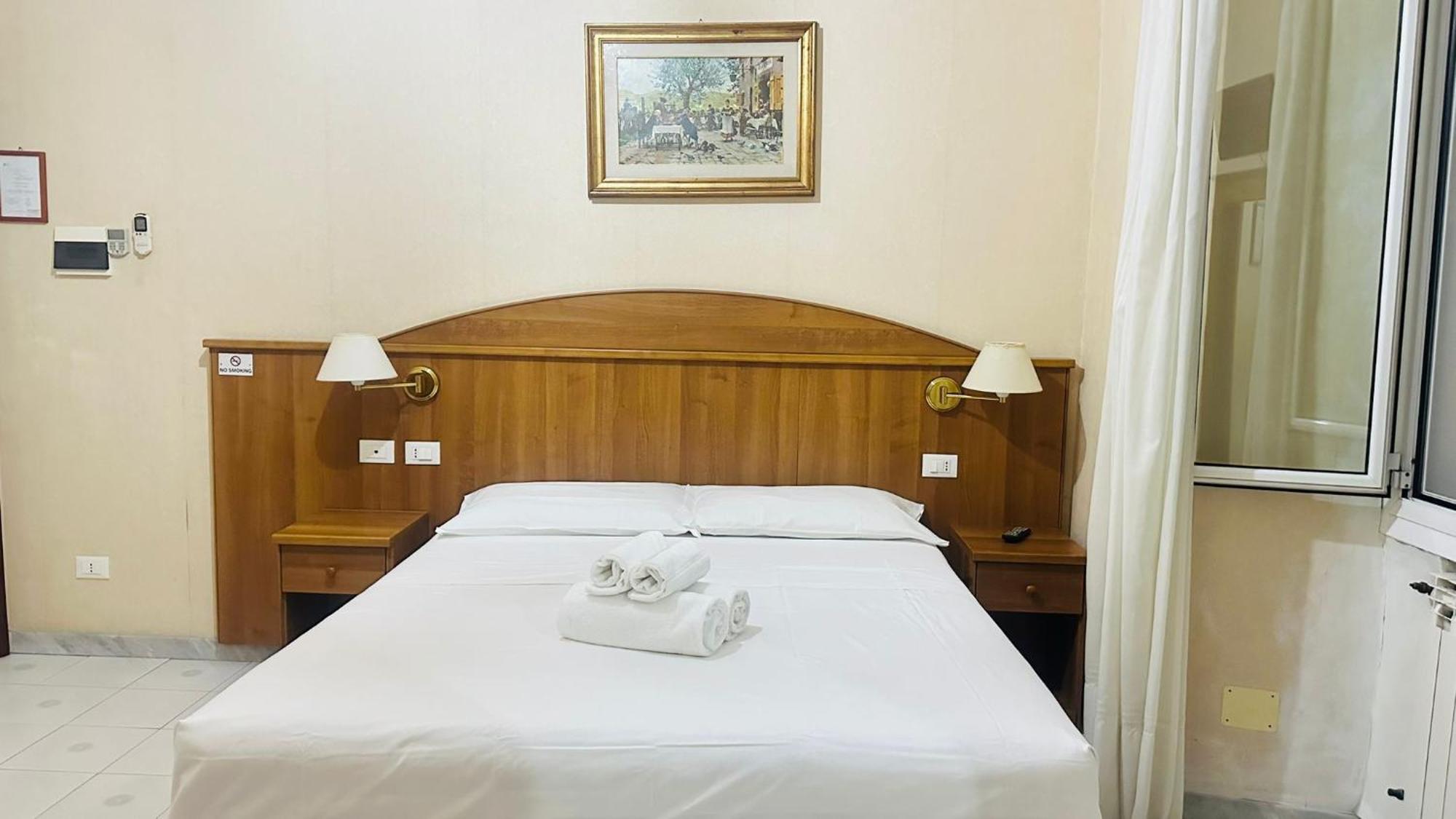 Nahid Accommodation Rome Bagian luar foto