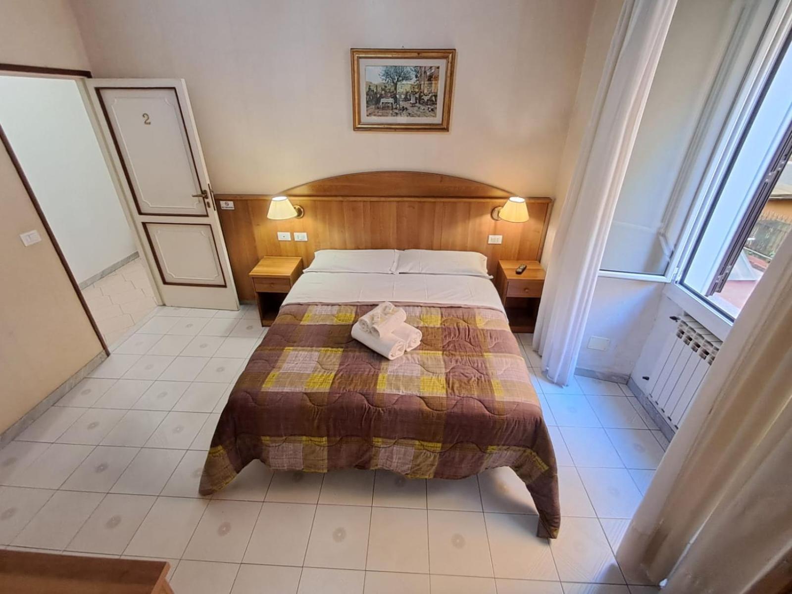 Nahid Accommodation Rome Bagian luar foto